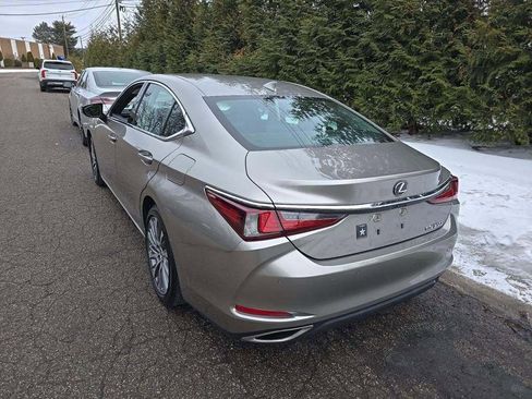 Used 2019 Lexus ES 350 w/ Premium Package image 5
