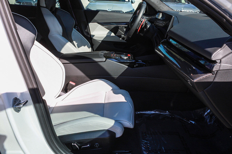 Used 2025 BMW M5 Touring w/ M Driver's Package AWD/4WD image 16