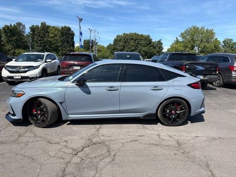 Used 2025 Honda Civic Type R image 5