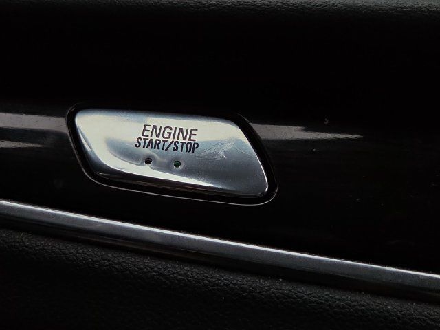 Used 2018 Buick Enclave Essence AWD/4WD image 9