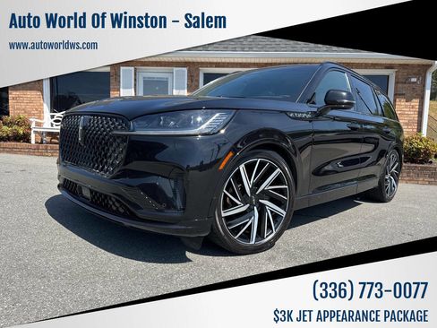Used 2025 Lincoln Aviator Black Label w/ Jet Appearance Package image 1