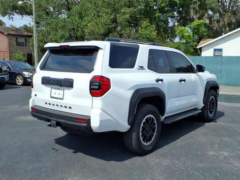Used 2025 Toyota 4Runner TRD Off-Road Premium AWD/4WD image 5