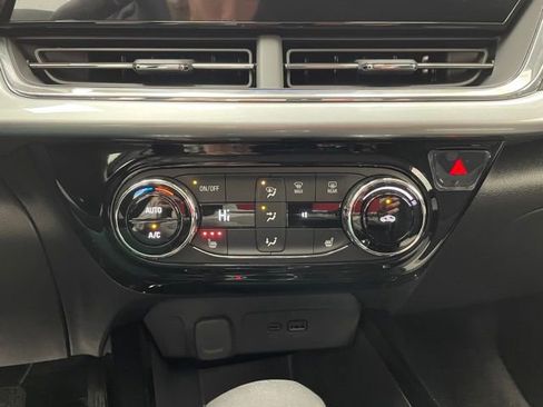 New 2026 Chevrolet Trax LT w/ Driver Confidence Package FWD image 6