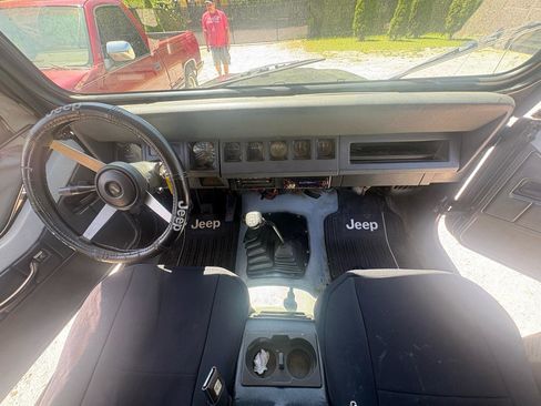 Used 1993 Jeep Wrangler S AWD/4WD image 13