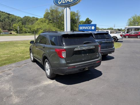 Used 2023 Ford Explorer XLT w/ Class IV Trailer Tow Package AWD/4WD image 3