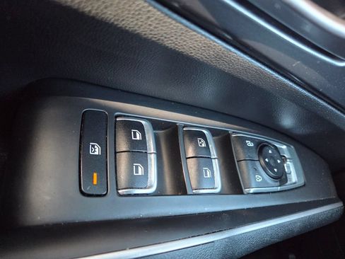 Used 2021 Kia Sorento LX FWD image 20