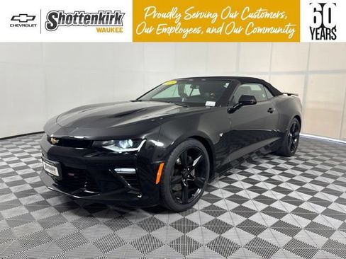 Used 2018 Chevrolet Camaro SS RWD image 1