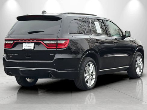 Used 2023 Dodge Durango GT image 2