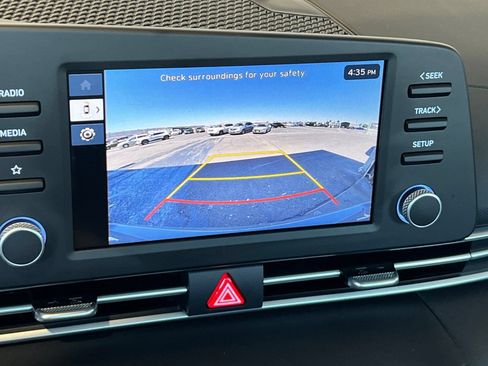 Used 2026 Hyundai Elantra Hybrid FWD image 24