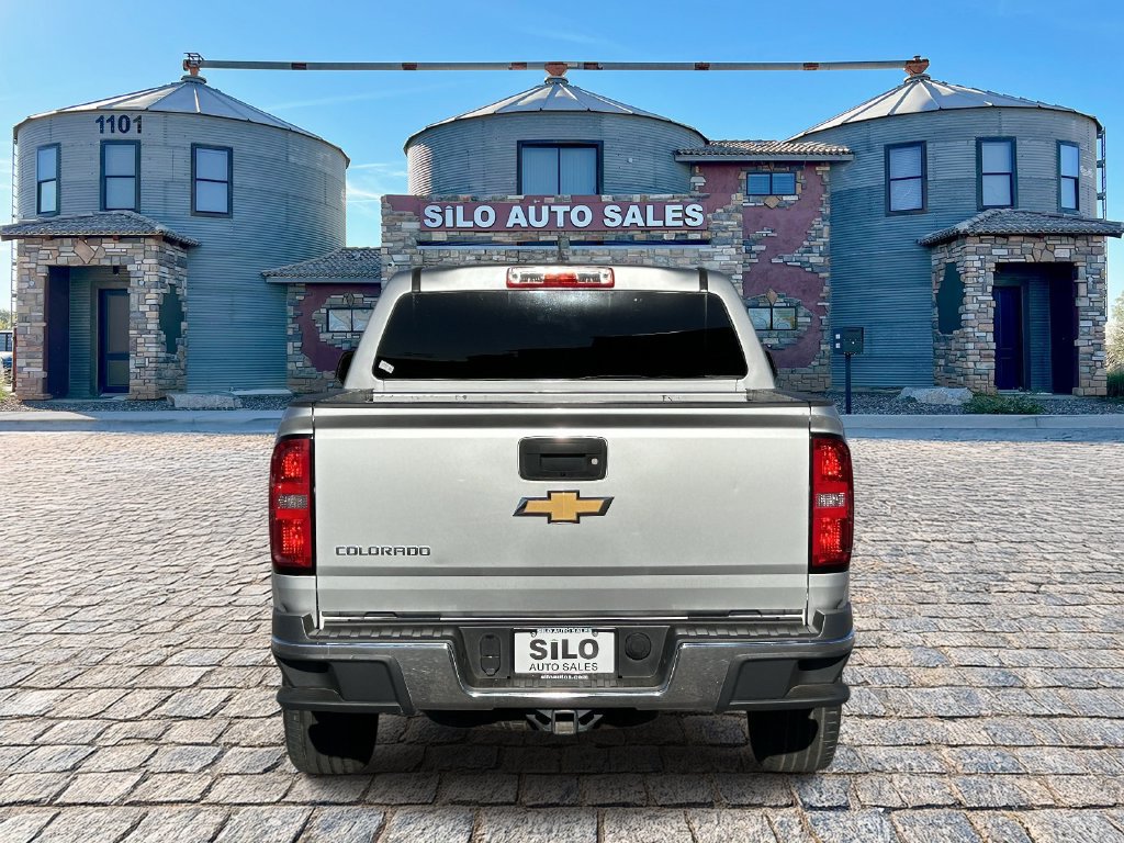 Used 2015 Chevrolet Colorado W/T w/ WT Convenience Package AWD/4WD image 4