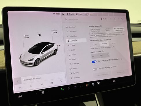 Used 2020 Tesla Model 3 Standard Range Plus image 15