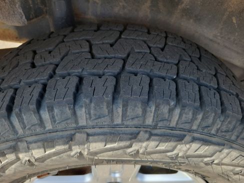 Used 2011 Ford Escape 4WD Hybrid image 23