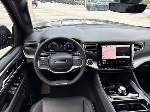 New 2026 Jeep Grand Wagoneer Limited AWD/4WD image 14