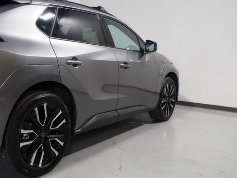 Used 2026 Toyota bZ FWD image 50