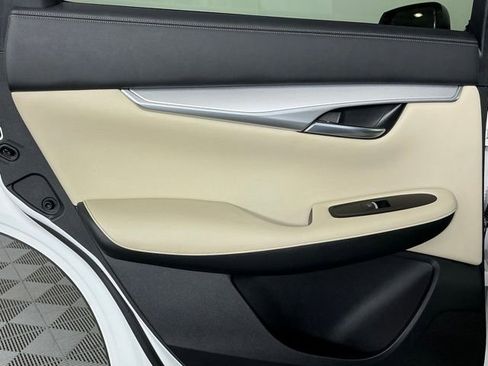 Used 2019 INFINITI QX50 Essential w/ Cargo Package FWD image 21