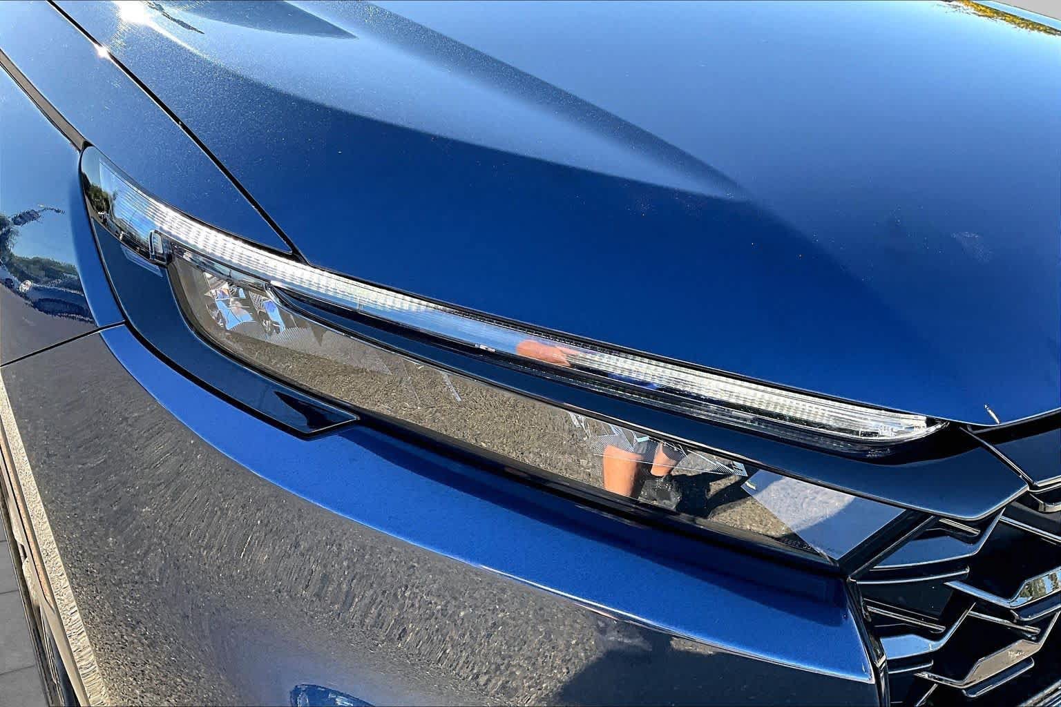 Used 2026 Honda CR-V Sport Touring image 27