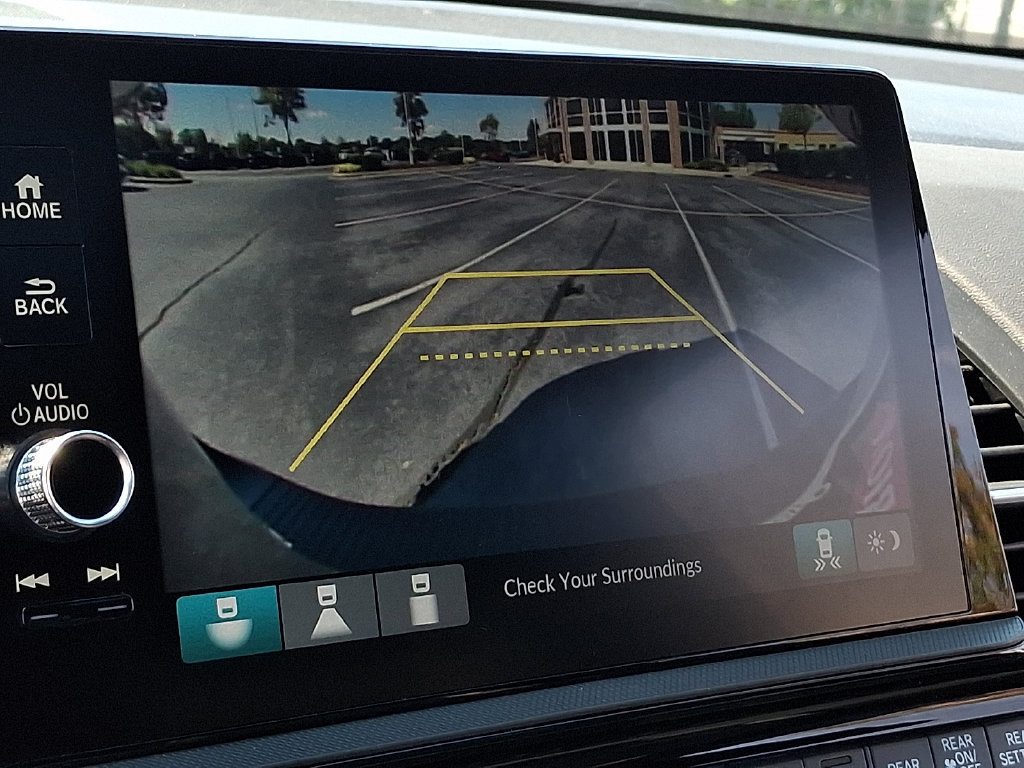 Used 2025 Honda Odyssey Sport-L image 18