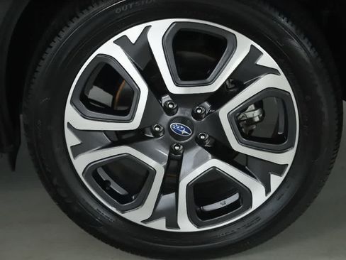 Certified 2023 Subaru Ascent Touring AWD/4WD image 42