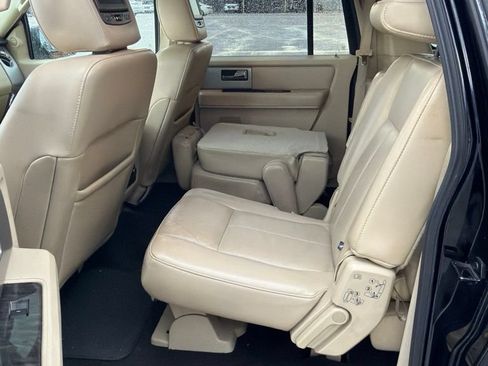 Used 2016 Ford Expedition EL Limited w/ Equipment Group 301A RWD image 9
