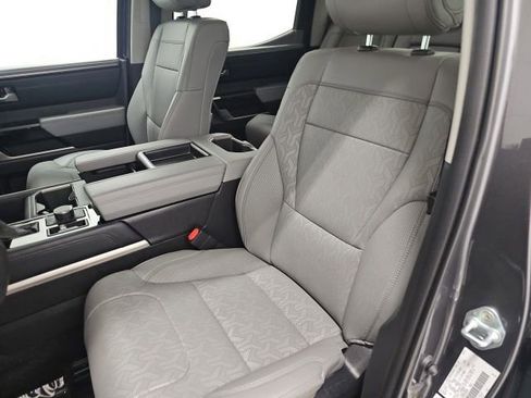 Used 2024 Toyota Tundra Limited AWD/4WD image 15