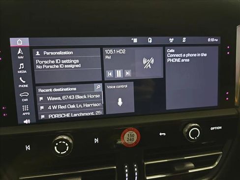 Used 2025 Porsche Macan AWD/4WD image 20