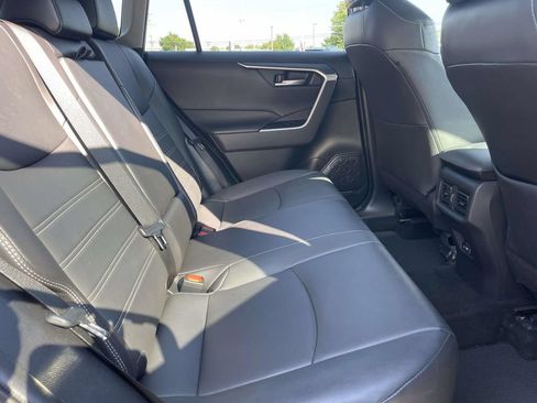 Used 2022 Toyota RAV4 XLE Premium FWD image 11