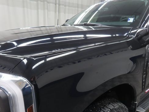 Used 2024 Ford F350 Lariat w/ Sport Appearance Package image 39