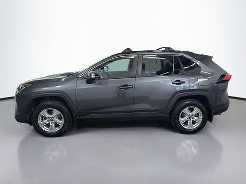 Used 2021 Toyota RAV4 XLE w/ Convenience Package AWD/4WD image 7