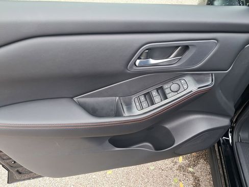 New 2026 Nissan Rogue SV AWD/4WD image 11