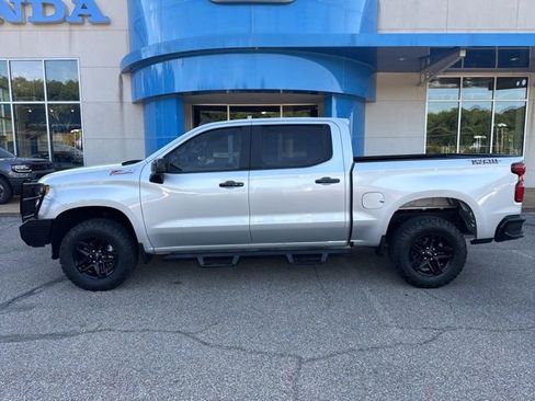 Used 2021 Chevrolet Silverado 1500 LT Trail Boss AWD/4WD image 9