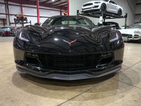 Used 2019 Chevrolet Corvette Grand Sport w/ Z07 Performance Package image 12