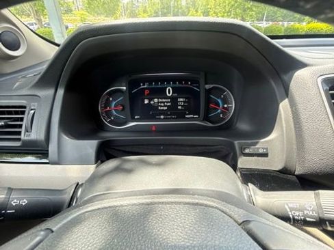 Used 2019 Honda Pilot Touring image 7