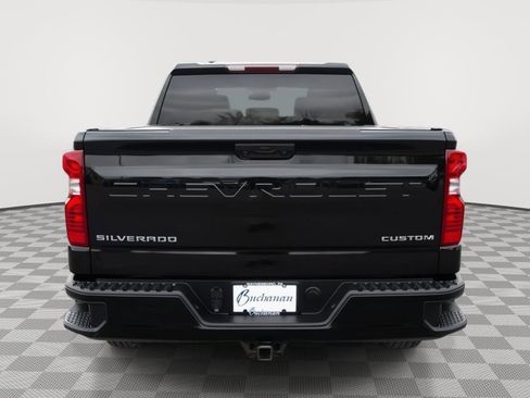 Used 2022 Chevrolet Silverado 1500 Custom AWD/4WD image 6