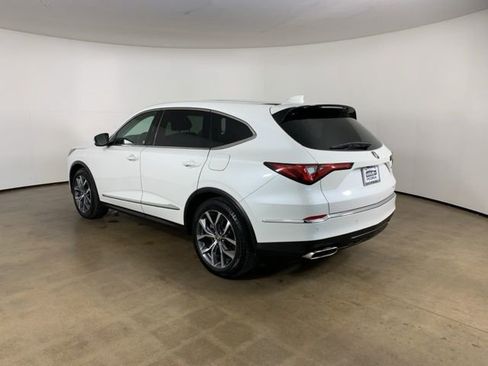 Used 2022 Acura MDX SH-AWD w/ Technology Package image 16
