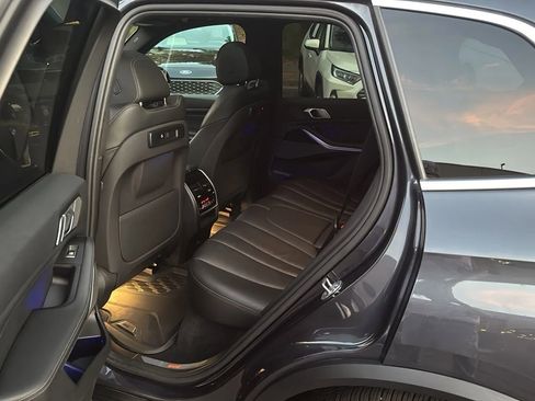 Used 2019 BMW X5 xDrive40i image 16