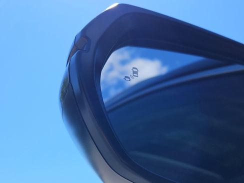 Used 2022 Honda CR-V Touring image 25