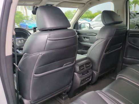 Used 2023 Honda Pilot Elite image 19
