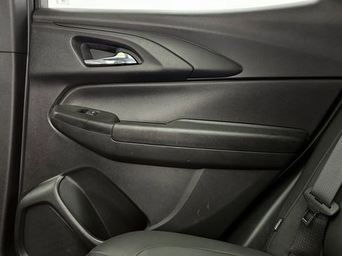 Used 2023 Chevrolet TrailBlazer RS w/ Sun and Liftgate Package image 33