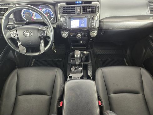 Used 2019 Toyota 4Runner TRD Off-Road Premium AWD/4WD image 27