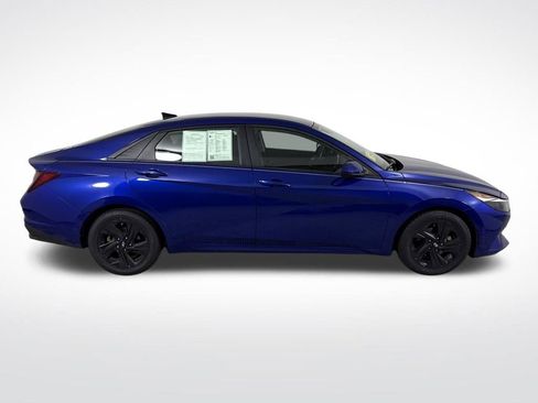 Used 2021 Hyundai Elantra SEL image 2