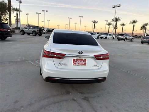 Used 2016 Toyota Avalon Limited image 6