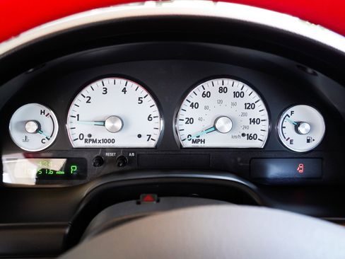 Used 2003 Ford Thunderbird RWD image 29