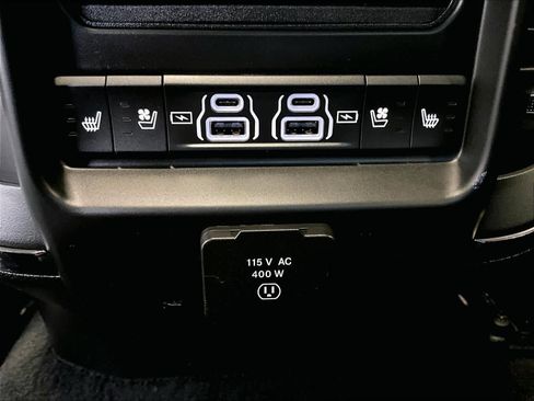 Used 2025 RAM 1500 Limited image 27