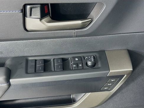 New 2026 Toyota Tundra Platinum AWD/4WD image 17