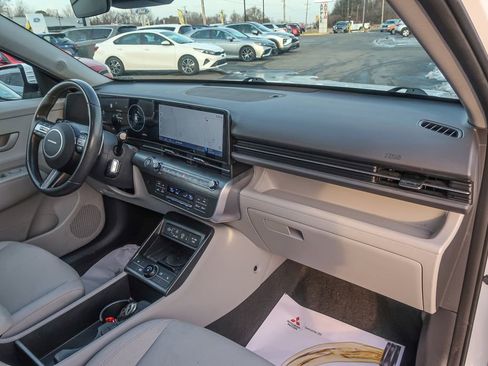Used 2024 Hyundai Kona SEL w/ Convenience Package image 21