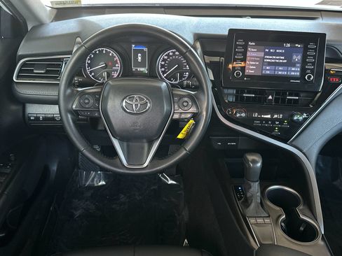 Used 2024 Toyota Camry SE FWD image 13