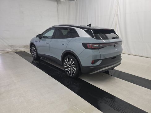 Used 2023 Volkswagen ID.4 Pro S Plus image 4
