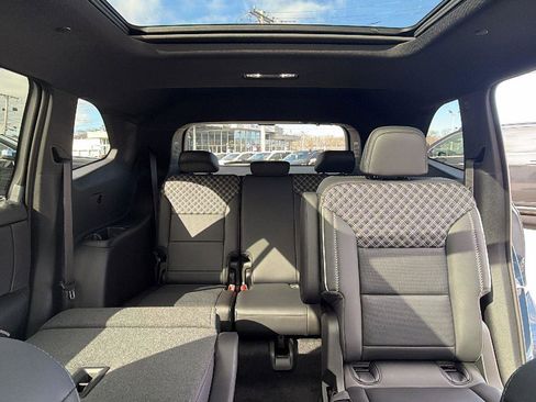 New 2026 GMC Acadia Denali w/ Super Cruise Package image 38