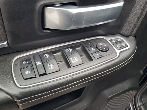 Used 2024 RAM 2500 Big Horn w/ Bed Utility Group image 9