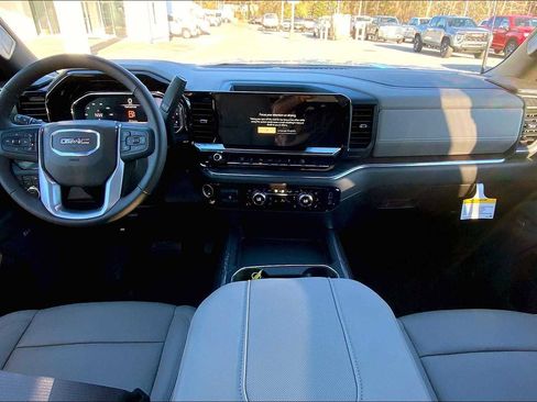 New 2025 GMC Sierra 2500 SLT w/ SLT Premium Package image 5